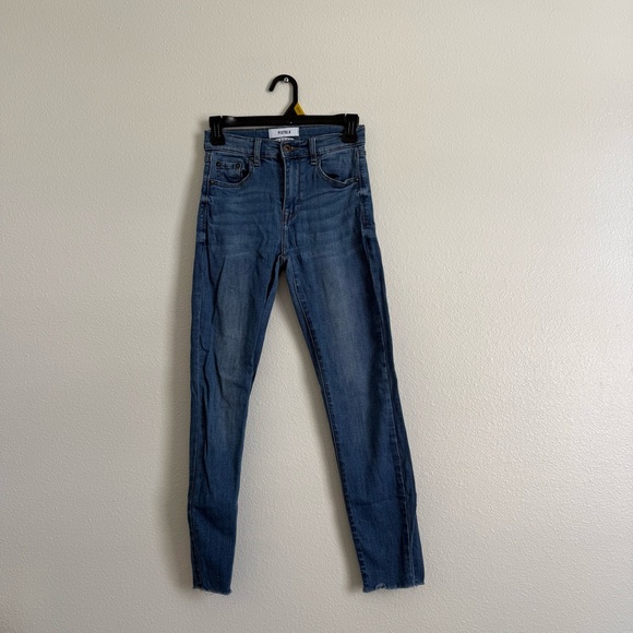 pistola Denim - Pistola High-Rise Skinny w/ Medium Blue Wash and Raw Edge Hem (Box F)